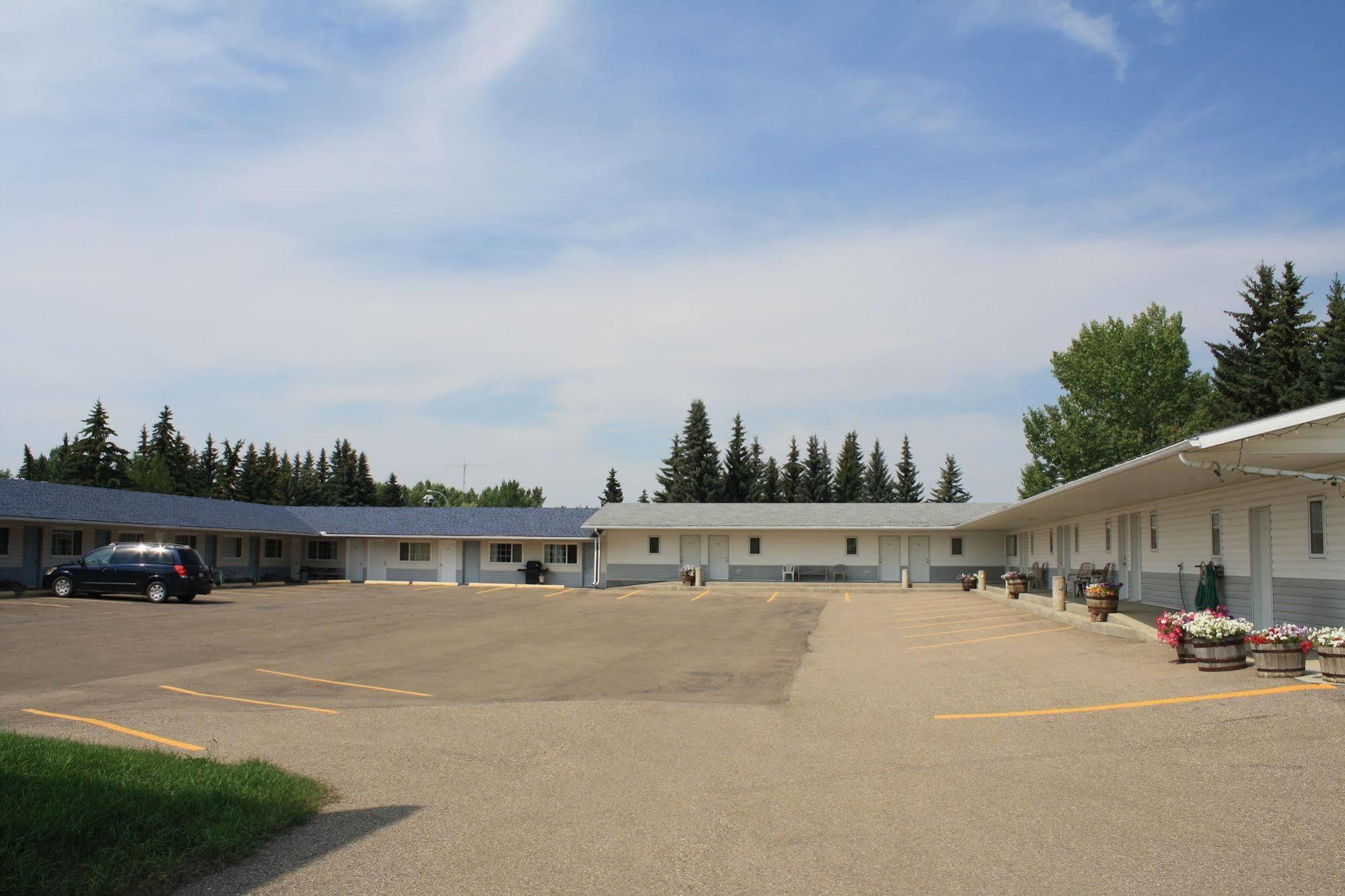 Lamplighter Inn Three Hills Εξωτερικό φωτογραφία
